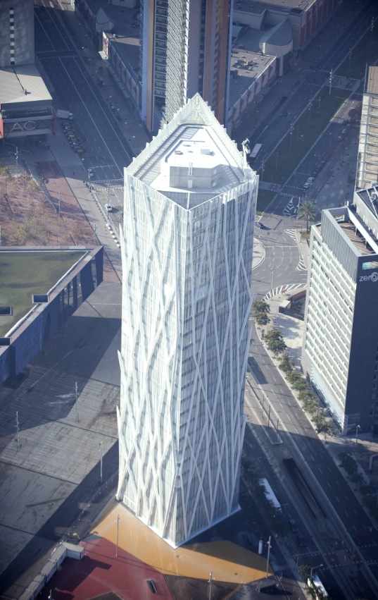 Torre Diagonal Zero Zero
