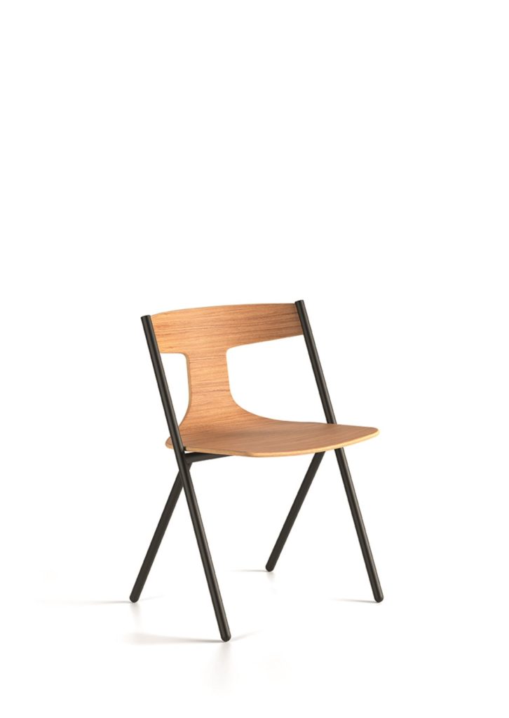 Nowe krzesło Quadra autorstwa Mario Ferrariniego dla Viccarbe