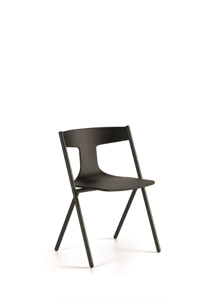 Nowe krzesło Quadra autorstwa Mario Ferrariniego dla Viccarbe